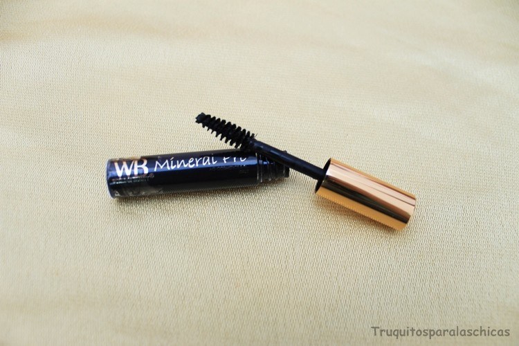 mineral mascara